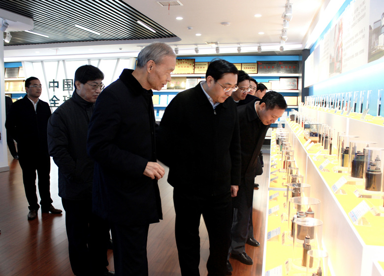 常州市委书记费高云调研大宝娱乐：对大宝娱乐未来生长充满信心