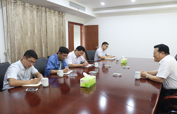 中共江苏省委组织部副部长盛克勤来大宝娱乐电缆调研