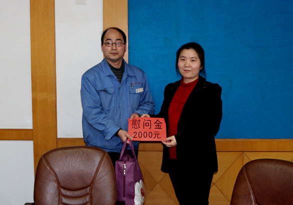 溧阳市总工会向导来大宝娱乐集团慰问劳动模范