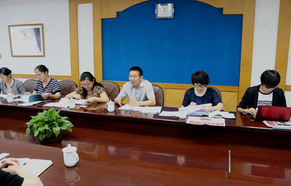 中国石油公司电缆考察组来大宝娱乐集团考察