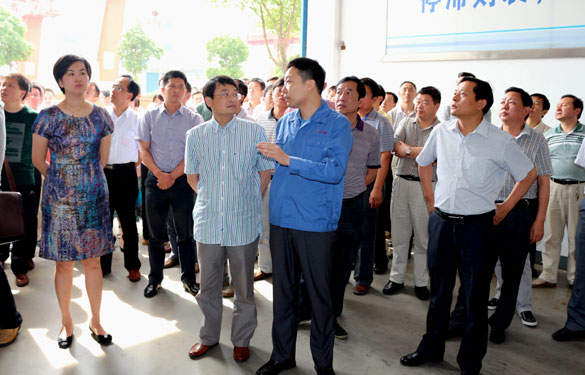 安徽省青阳县学习考察团一行来大宝娱乐集团旅行考察