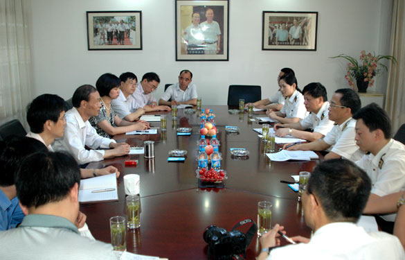 常州海关党组书记、关长吴永林来大宝娱乐集团调研