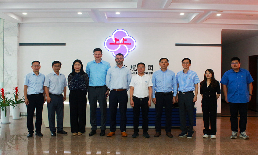 扬子石化——巴斯夫总裁杨晟一行来大宝娱乐走访交流